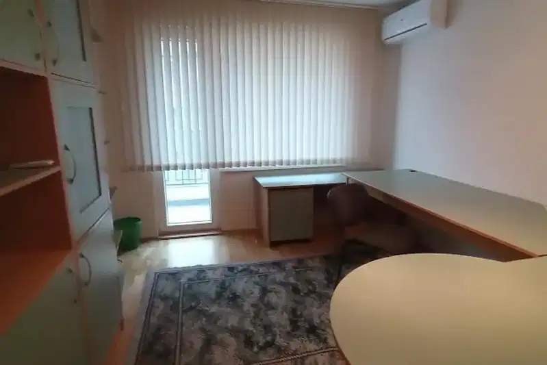Офис в Бургас, Възраждане
