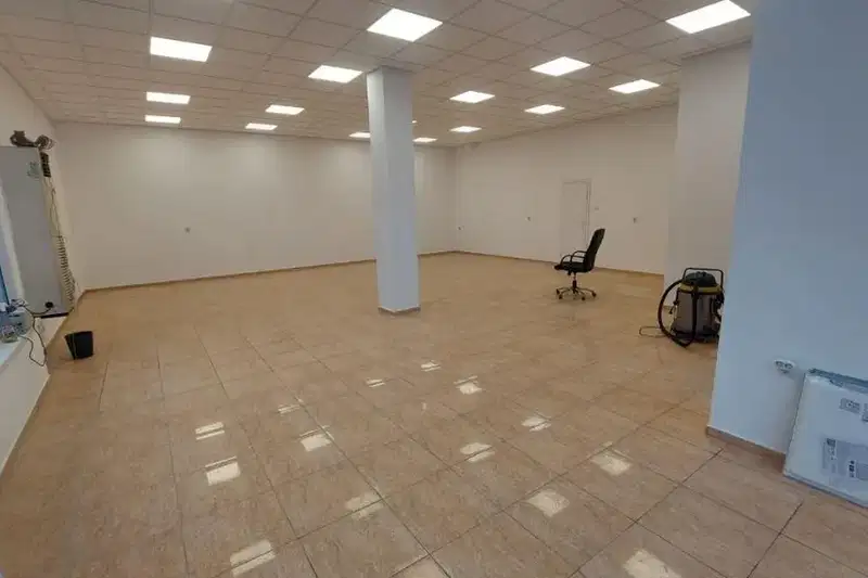 Офис във Варна, Възраждане 4
