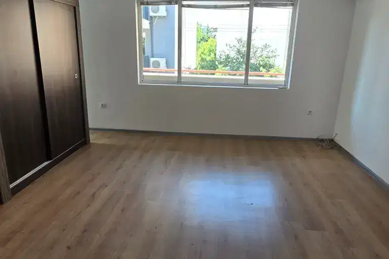 Office in Plovdiv, Zapaden