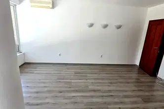 Офис в Пловдив, Западен