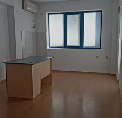 Photo 4 — Office in Oblast Blagoevgrad, Sandanski