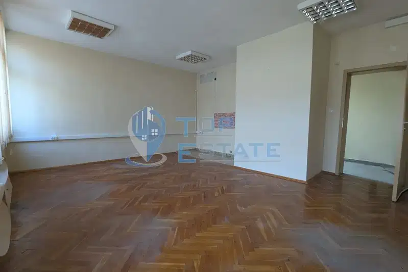 Office in Oblast Veliko Tyrnovo, Gorna Oryahovica