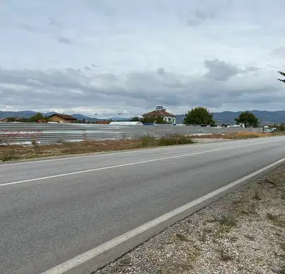 Photo 3 — Plot in Novi Iskyr
