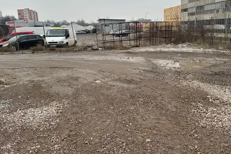Парцел в София, Люлин 1