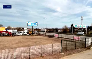 Бизнес имот в София, Враждебна