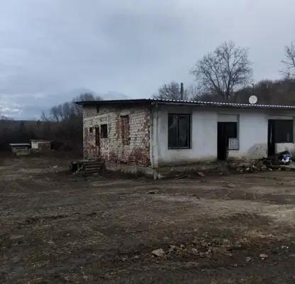 Снимка 2 — Бизнес имот в Кюстендил, Бобошево