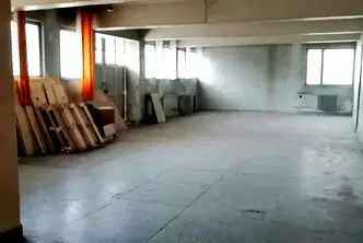 Промишлена сграда в Габрово, Център