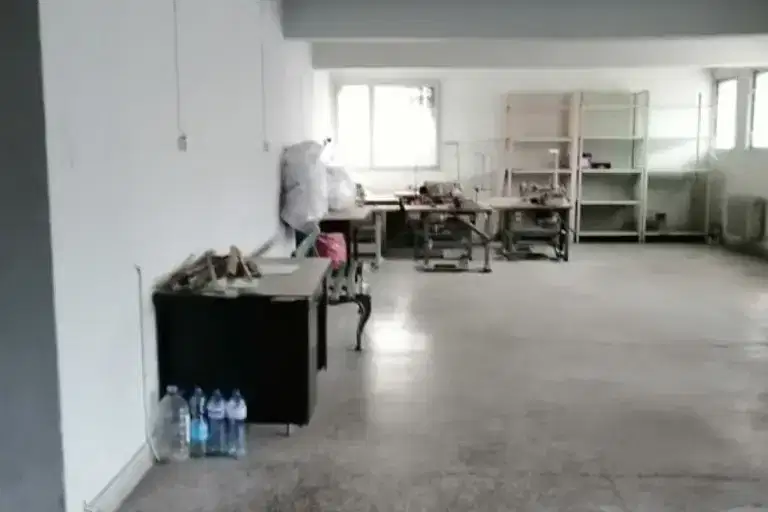 Industrial Building in Gabrovo, Centyr