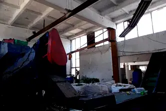 Промишлена сграда в Габрово, Център