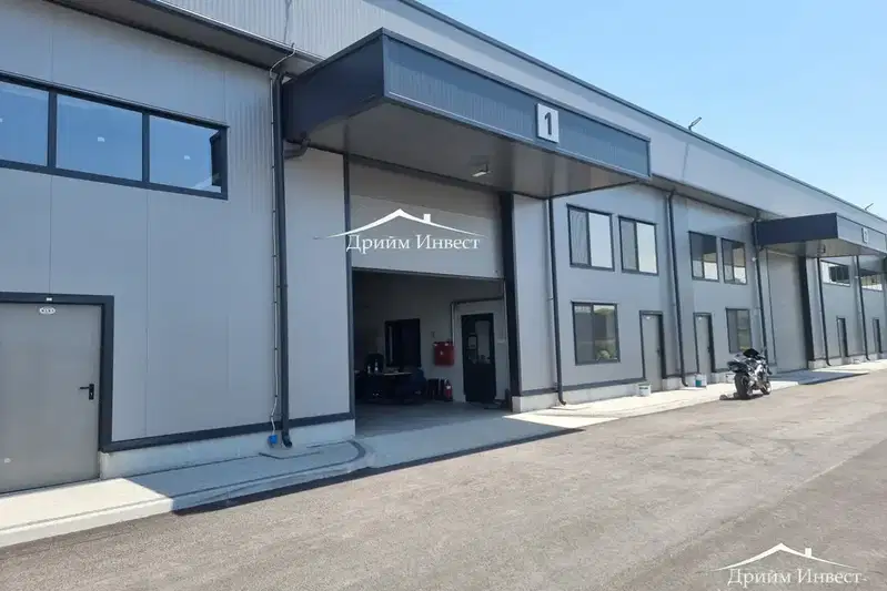 Industrial Building in Plovdiv, Industrialna Zona - Sever