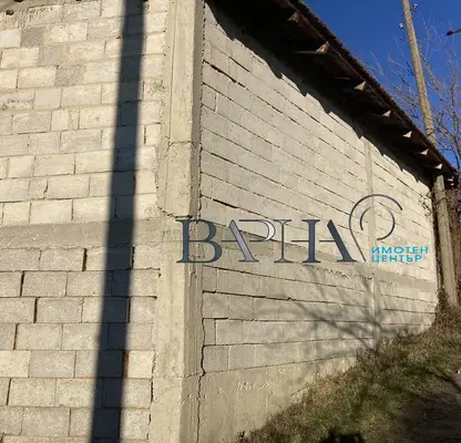 Снимка 4 — Промишлена сграда във Варна, Изгрев