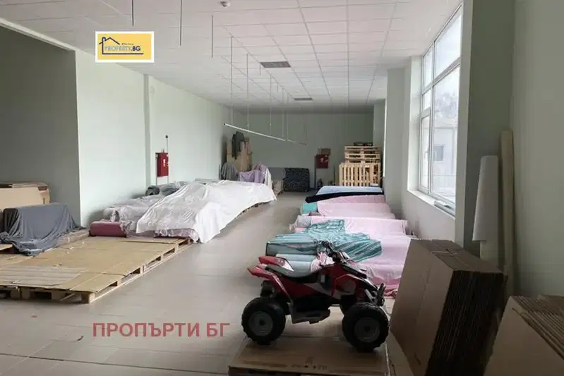 Промишлена сграда в Плевен, Мара Денчева