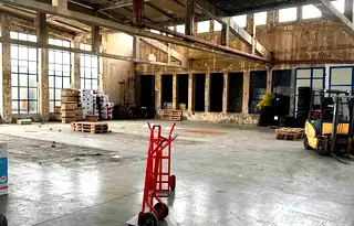 Промишлена сграда в Перник, Промишлена зона