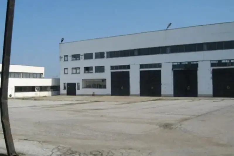Промишлена сграда в Монтана, Промишлена зона