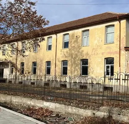 Снимка 4 — Промишлена сграда в Кърджали, Промишлена зона - Б