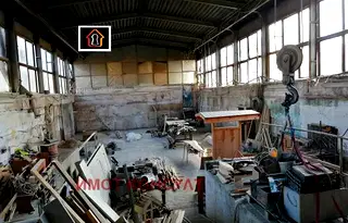 Промишлена сграда във Враца, Промишлена зона - Изток