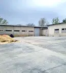 Промишлена сграда в Раз, Промишлена зона - Запад