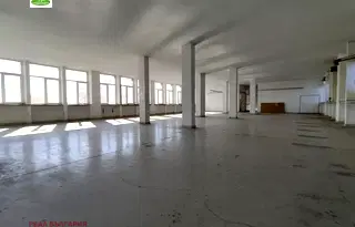 Промишлена сграда в Русе, Търговия на едро