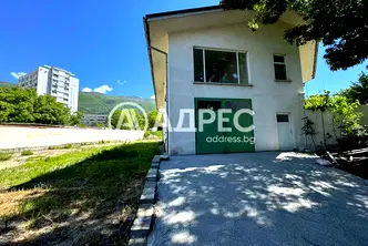 Промишлена сграда в Пловдив, Карлово