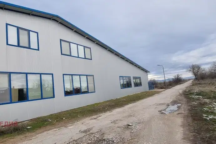 Industrial Building in Oblast Plovdiv, Trud