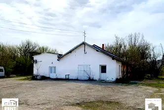 Промишлена сграда във Велико Търново, с. Първомайци