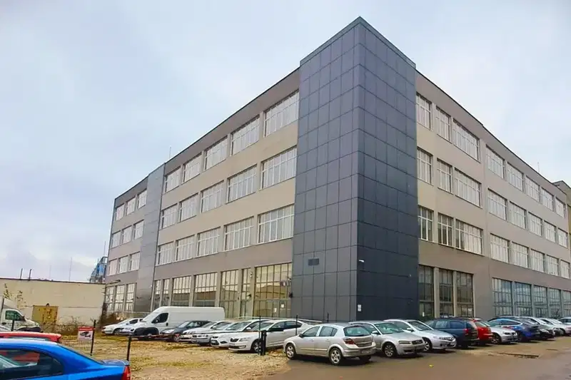 Бизнес имот в София, 7-ми 11-ти километър