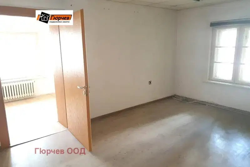 Business Property in Ruse, Centyr