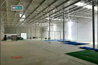 Склад в с. Тополи