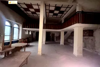 Склад във Велико Търново, Асенов