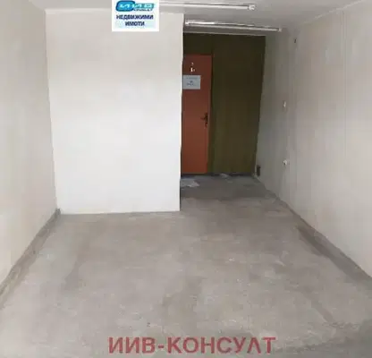 Снимка 5 — Склад във Велико Търново, Център