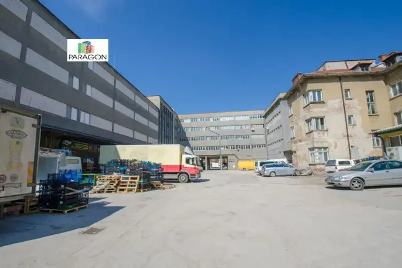 Warehouse in Gabrovo, Centyr