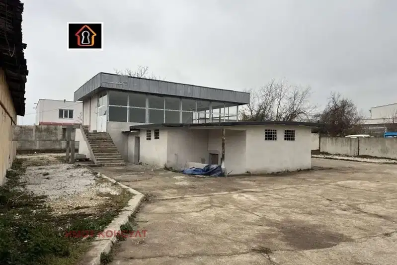 Склад във Враца, Дъбника