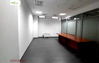 Склад в София, Гео Милев