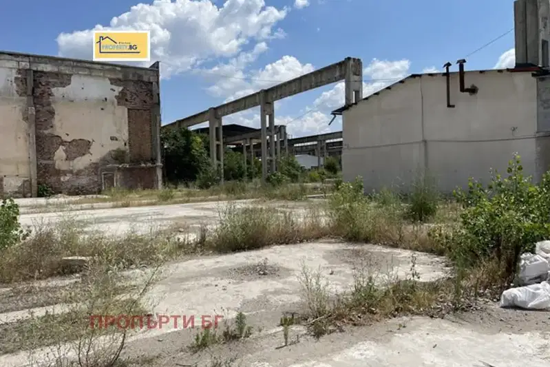 Warehouse in Pleven, Industrialna Zona - Zapad