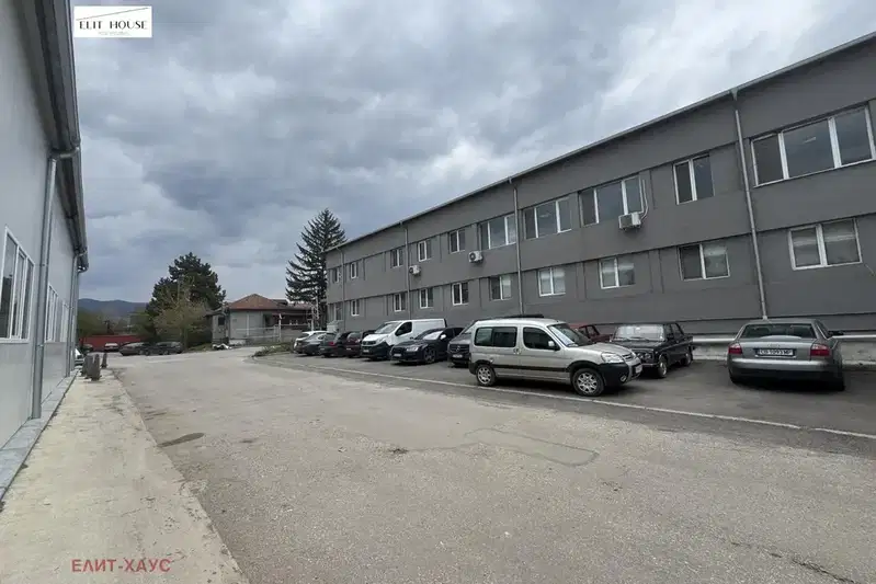 Warehouse in Sofiya, Kremikovci