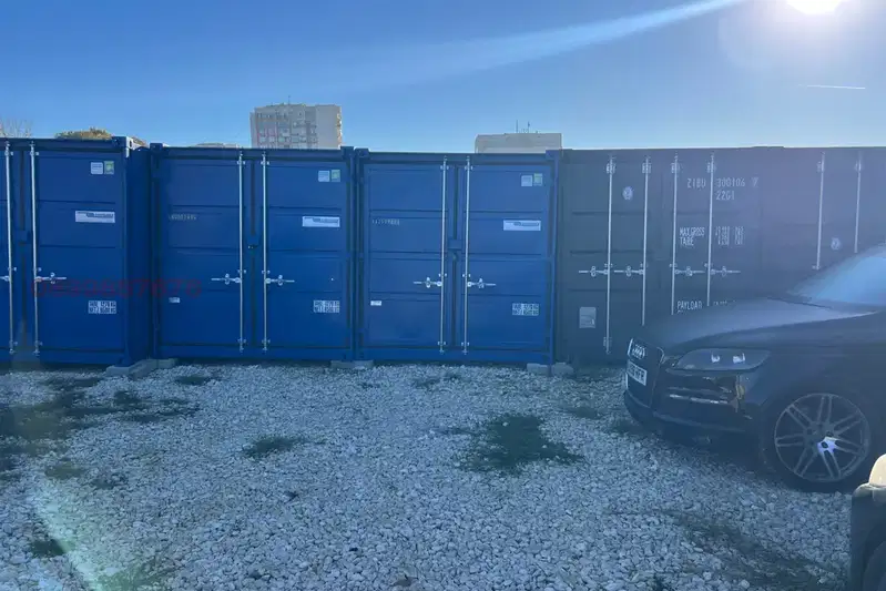 Warehouse in Varna, Metro