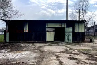 Склад в София, НПЗ Искър