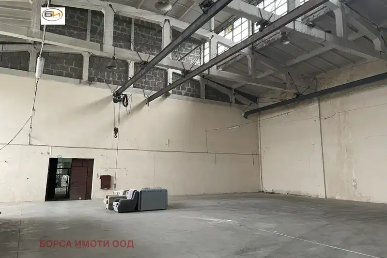 Склад във Враца, Промишлена зона