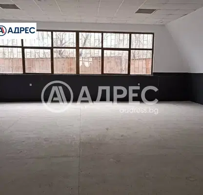 Снимка 2 — Склад в Раз, Промишлена зона - Запад
