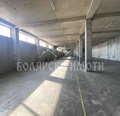 Photo 3 — Warehouse in Veliko Tyrnovo, Promishlena Zona - Zapad