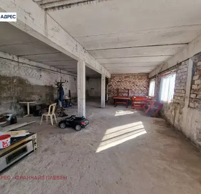 Photo 5 — Warehouse in Pleven, Shirok Centyr