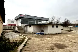 Склад във Враца, Складова база