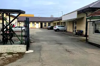 Склад в София, Толстой