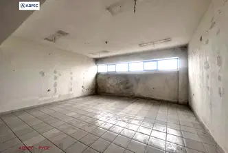 Склад в Русе, Ялта