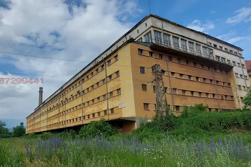 Склад в Кюстендил, Дупница
