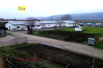 Склад в Плевен, с. Новачене