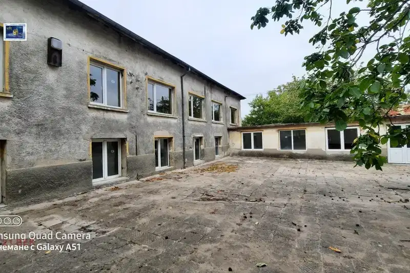 Warehouse in Oblast Plovdiv, Kuklen