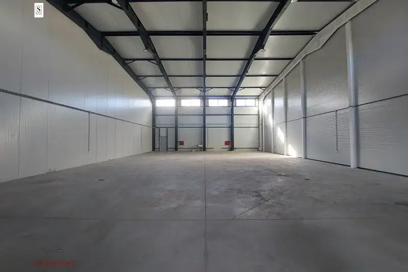 Warehouse in област София, Gara Elin Pelin