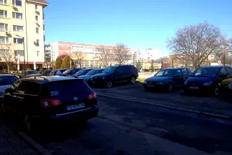 Стая в София, Дружба 1
