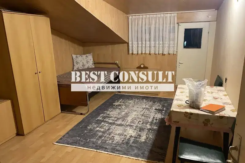 Room in Ruse, Drujba 2